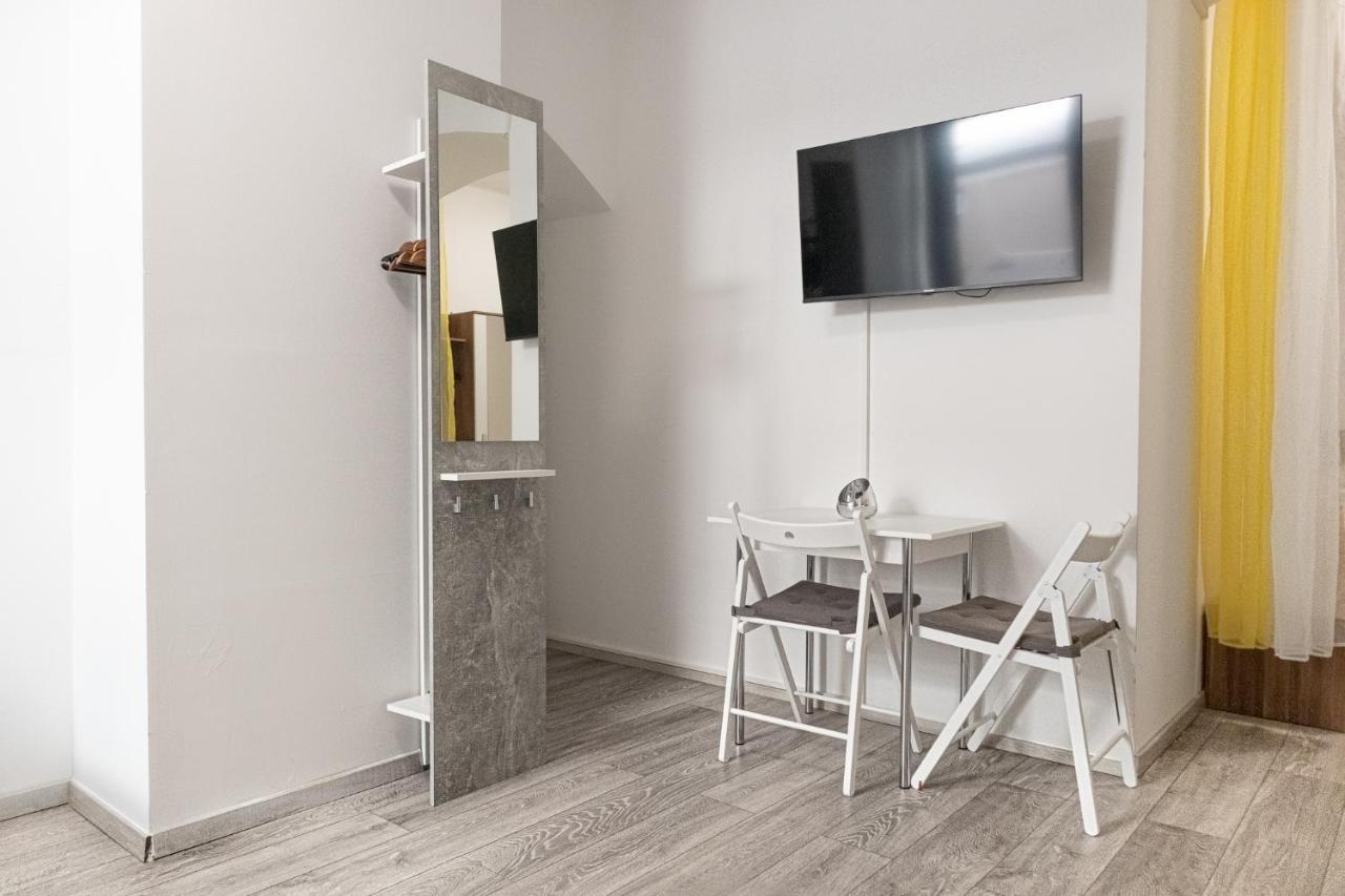 Pleasing Room Hauptbahnhof With Best Location Відень Екстер'єр фото
